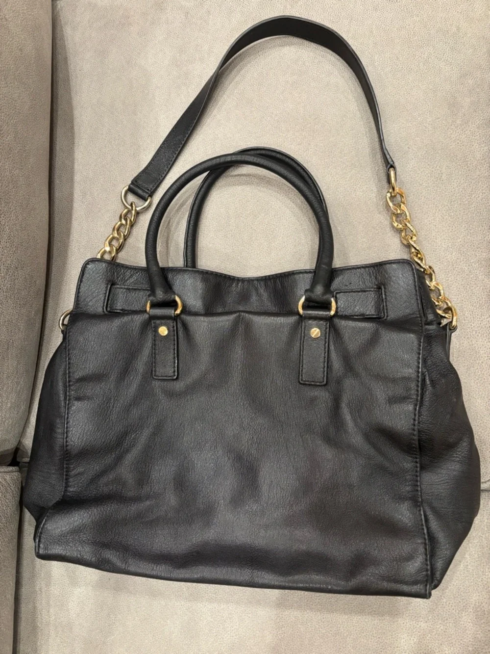 Michael Kors Black Leather Tote with Gold-Tone Chain Accents - Picture 4 of 9